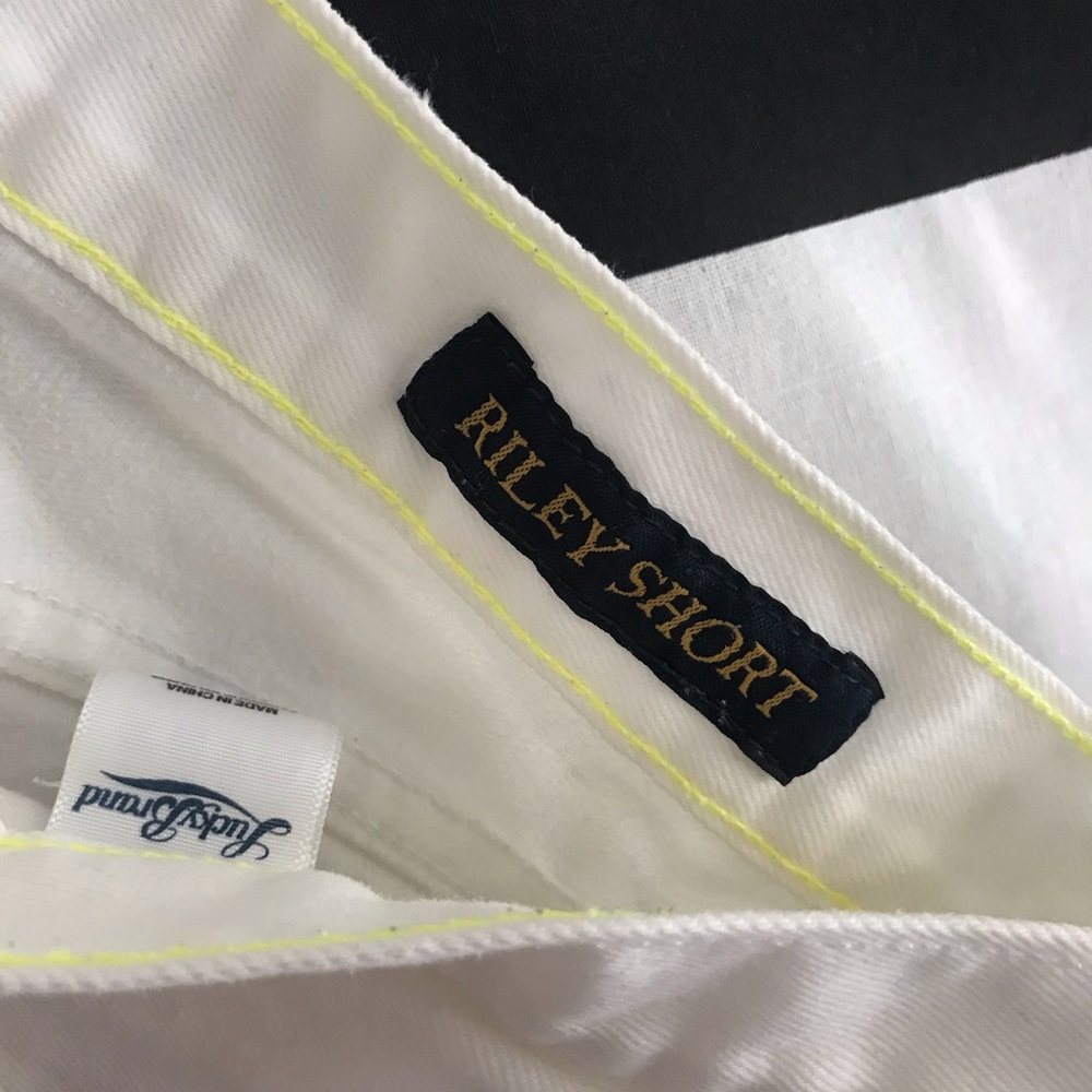 Lucky Brand White “Riley Short” - Picture 4 of 5